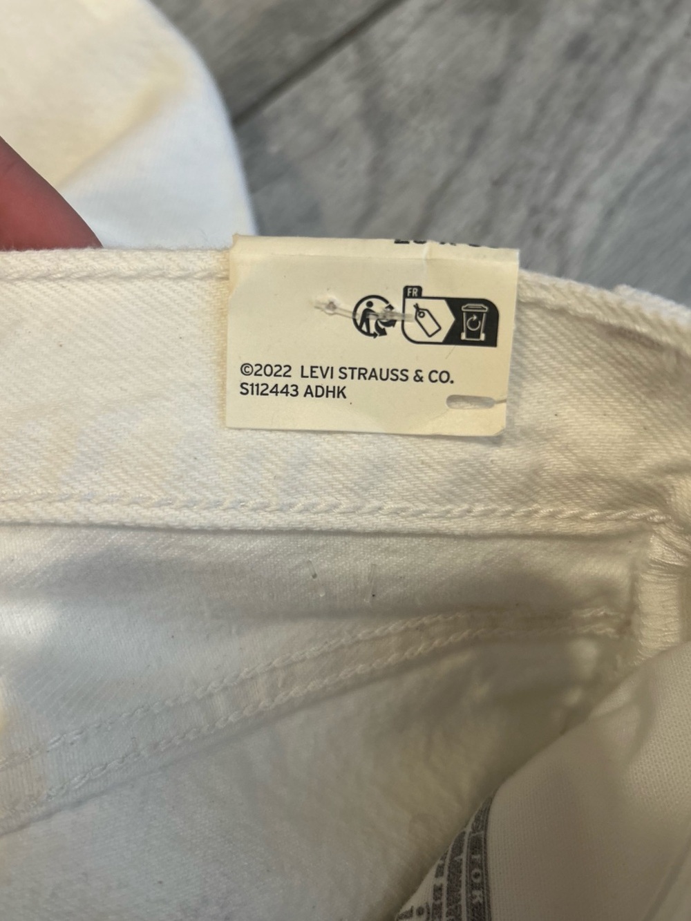 NWT Levi’s 501 Original Straight Leg Jeans, Women’s Size 0, W23 L30, Off White - Picture 9 of 13